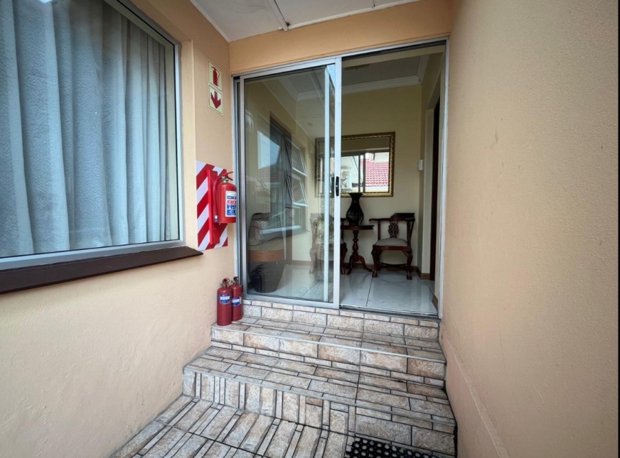 14 Bedroom Property for Sale in Haven Hills Eastern Cape